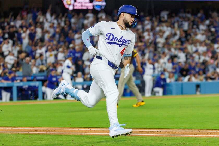 Dodgers overcome Roki Sasaki’s poor performance to rout Padres Dodgers overcome Roki Sasaki’s poor performance to rout Padres