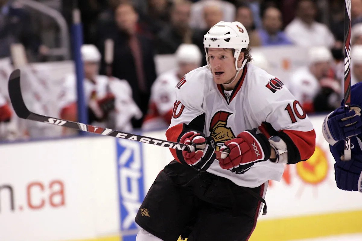 Following Their Fathers: Senators Who Grew Up in NHL Households Following Their Fathers: Senators Who Grew Up in NHL Households