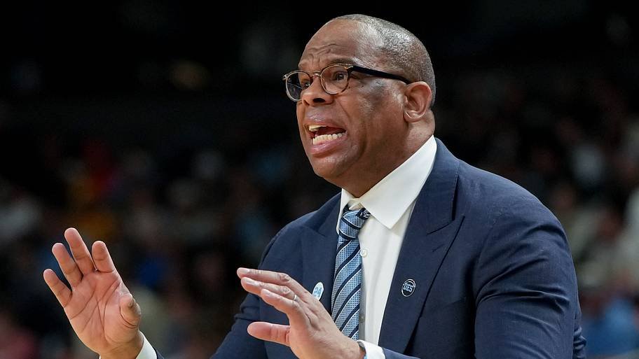 Inside UNC’s ‘Brutally Difficult’ Decision To Fire Hubert Davis Inside UNC’s ‘Brutally Difficult’ Decision To Fire Hubert Davis