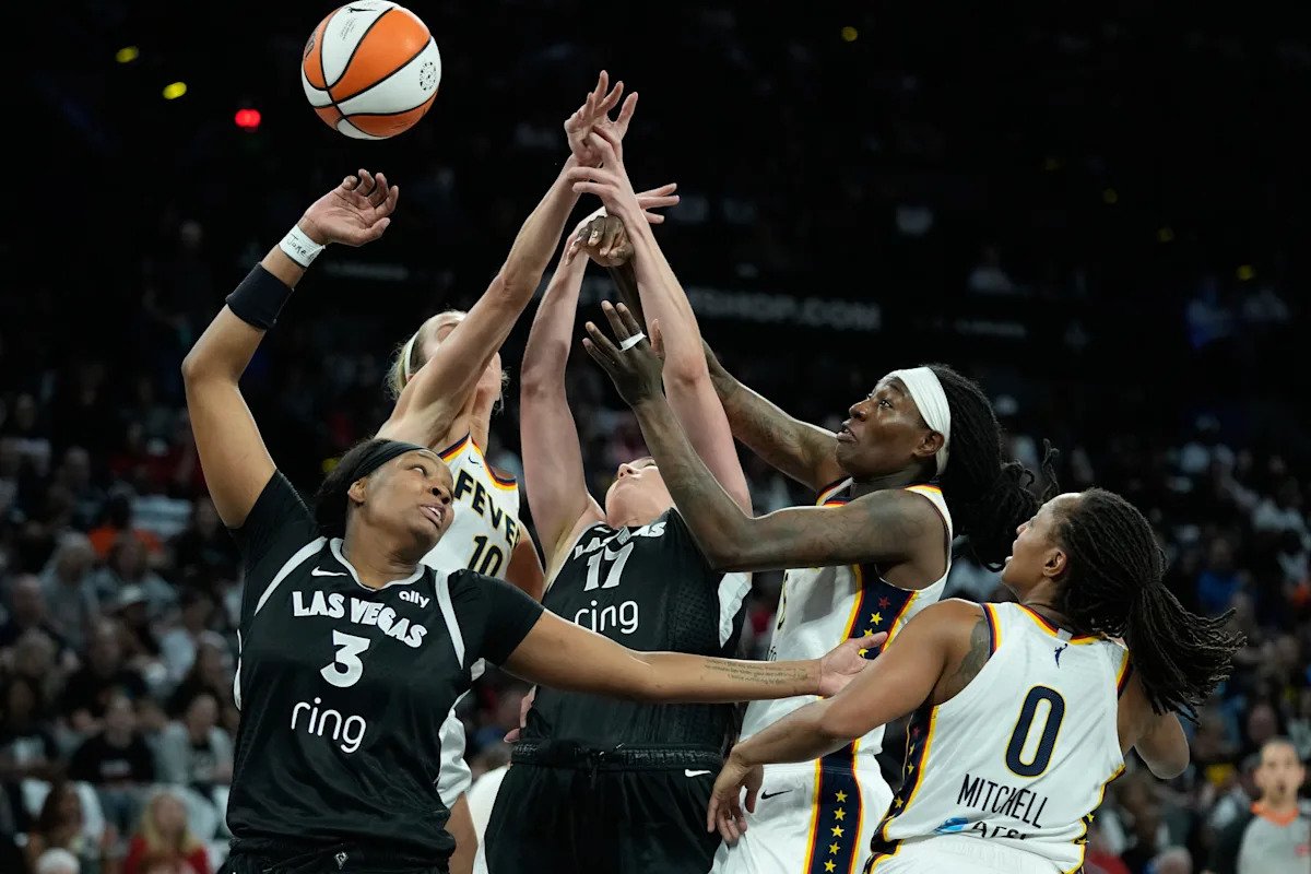 Fever’s Kelsey Mitchell sustains apparent leg injury in Game 5 of semifinal series vs. Aces