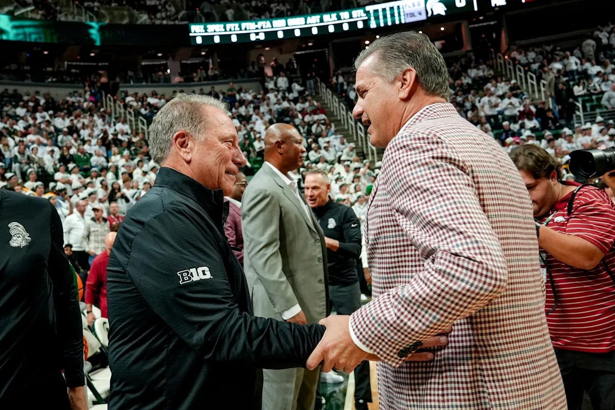 Arkansas basketball announces Thanksgiving showdown with Michigan State Arkansas basketball announces Thanksgiving showdown with Michigan State
