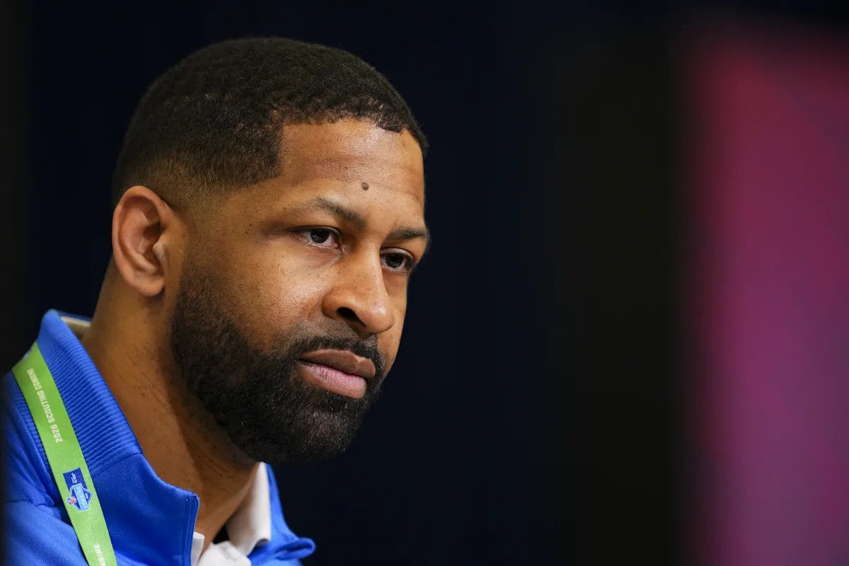 Daily Dawg Chow 4/15; speculation continues over possible draft trade Daily Dawg Chow 4/15; speculation continues over possible draft trade