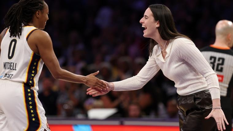 Caitlin Clark’s message for Kelsey Mitchell amid heartbreaking end to 2025 season