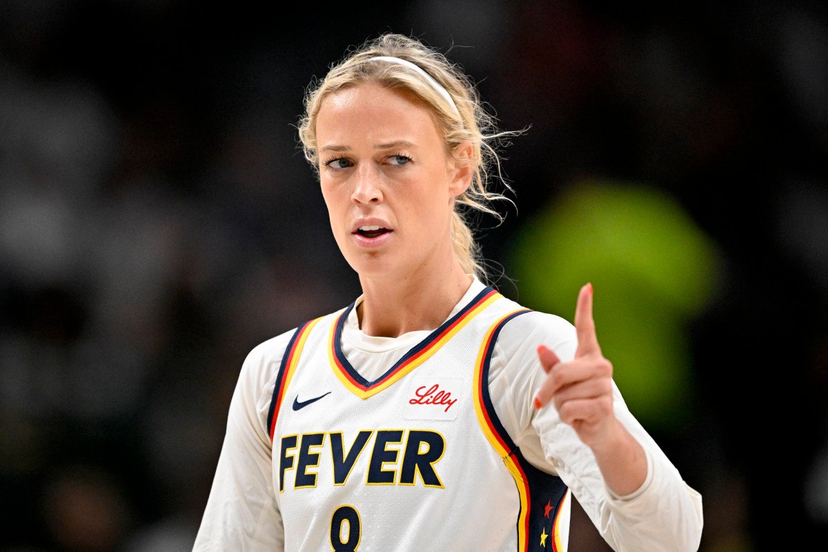 Sophie Cunningham’s Wild Statement Raises Eyebrows After Another Object is Thrown on WNBA Court Sophie Cunningham’s Wild Statement Raises Eyebrows After Another Object is Thrown on WNBA Court