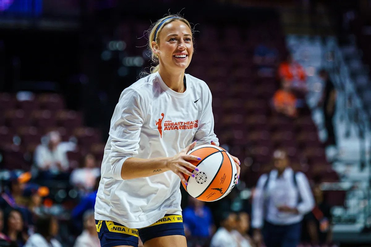Sophie Cunningham’s gesture after Fever-Mercury game triggers mixed reactions Sophie Cunningham’s gesture after Fever-Mercury game triggers mixed reactions