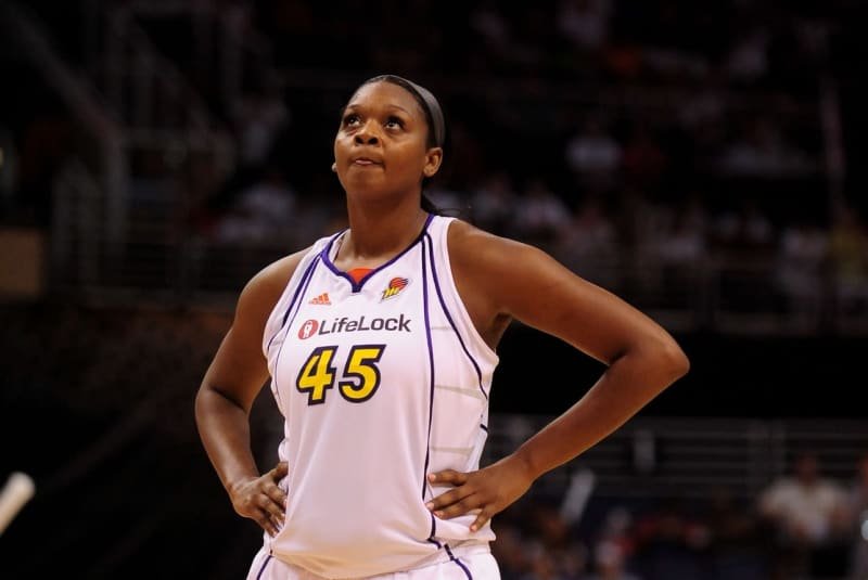 WNBA mourns loss of former Phoenix Mercury forward Kara Braxton WNBA mourns loss of former Phoenix Mercury forward Kara Braxton