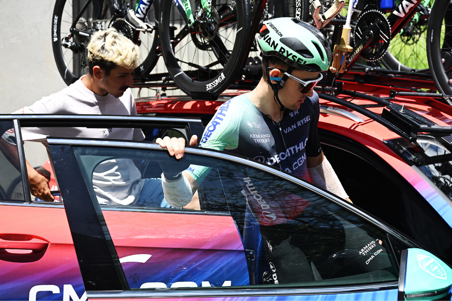 Paul Seixas abandons Tour Auvergne-Rhône-Alpes after crashing previous day Paul Seixas abandons Tour Auvergne-Rhône-Alpes after crashing previous day