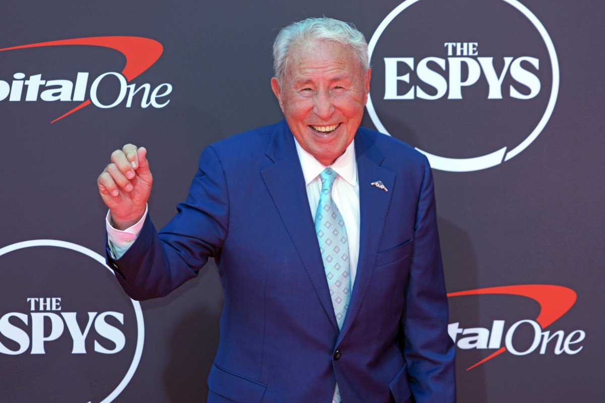 ESPN Makes Big Request Ahead of Lee Corso’s Final ‘College GameDay’ Appearance ESPN Makes Big Request Ahead of Lee Corso’s Final ‘College GameDay’ Appearance