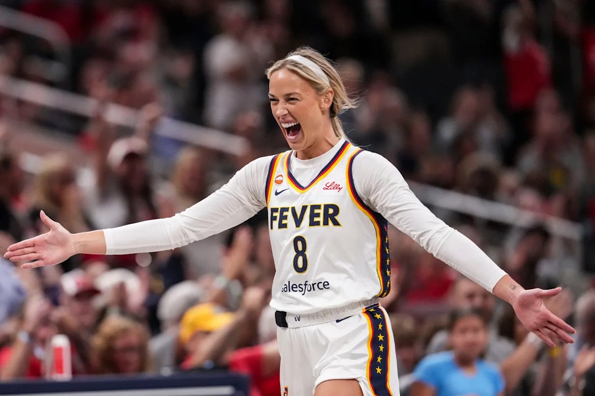 Sophie Cunningham wears ‘spicy’ pregame fit with tiny leather shorts for Fever-Aces Sophie Cunningham wears ‘spicy’ pregame fit with tiny leather shorts for Fever-Aces