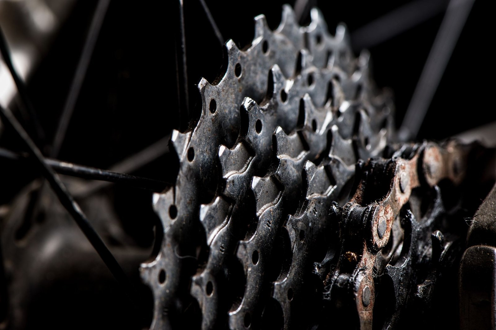 How often should you replace your chain and cassette, and does cross chaining really matter? How often should you replace your chain and cassette, and does cross chaining really matter?