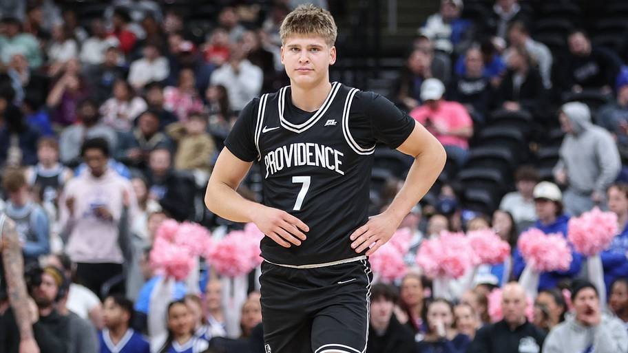 Illinois Coach Brad Underwood’s Early Takeaways on Transfer Stefan Vaaks Illinois Coach Brad Underwood’s Early Takeaways on Transfer Stefan Vaaks
