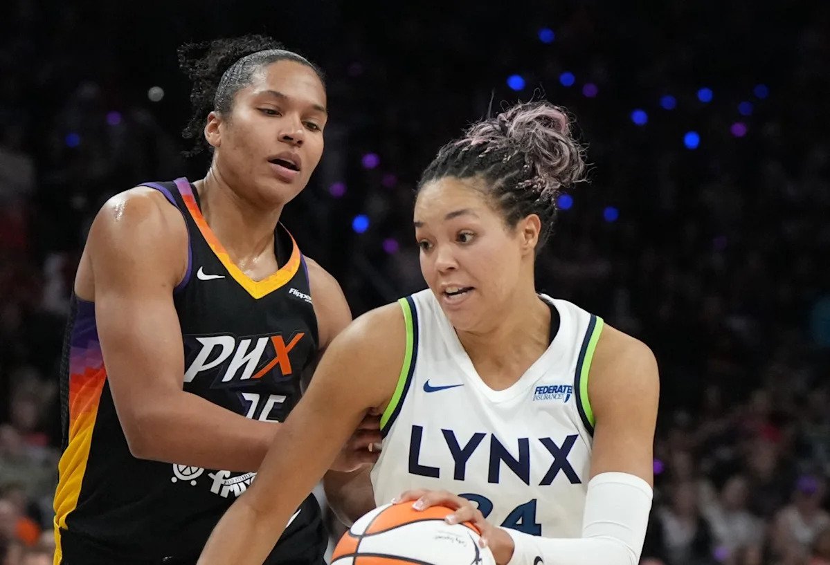 Napheesa Collier Explains Why She Called Out WNBA Chief to Kamala Harris