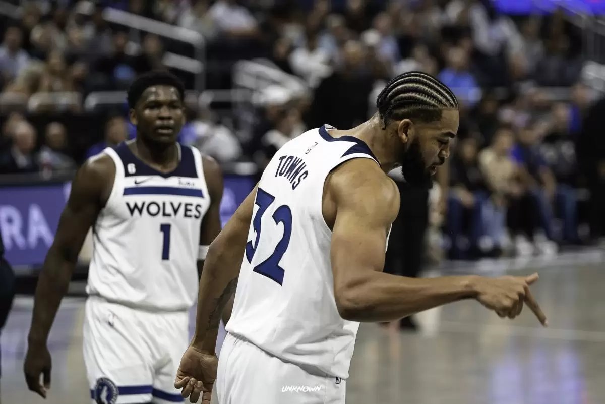 Towns on Edwards: ‘I get so proud when I see him doing well’