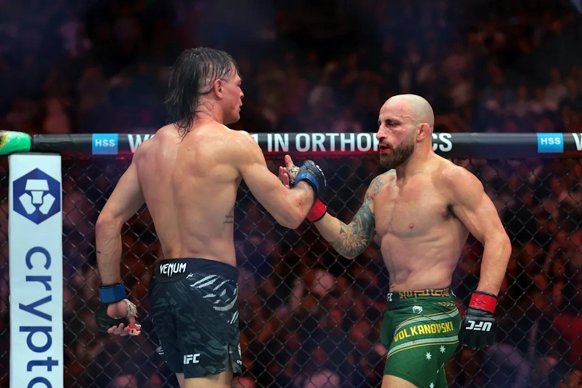 New UFC P4P Rankings: Where Does Volkanovski Land After UFC 325 Win? New UFC P4P Rankings: Where Does Volkanovski Land After UFC 325 Win?
