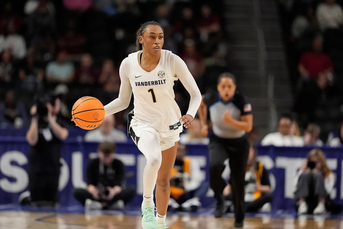 Family fuels Vanderbilt’s Mikayla Blakes’ rise into Women’s NCAA Tournament Family fuels Vanderbilt’s Mikayla Blakes’ rise into Women’s NCAA Tournament