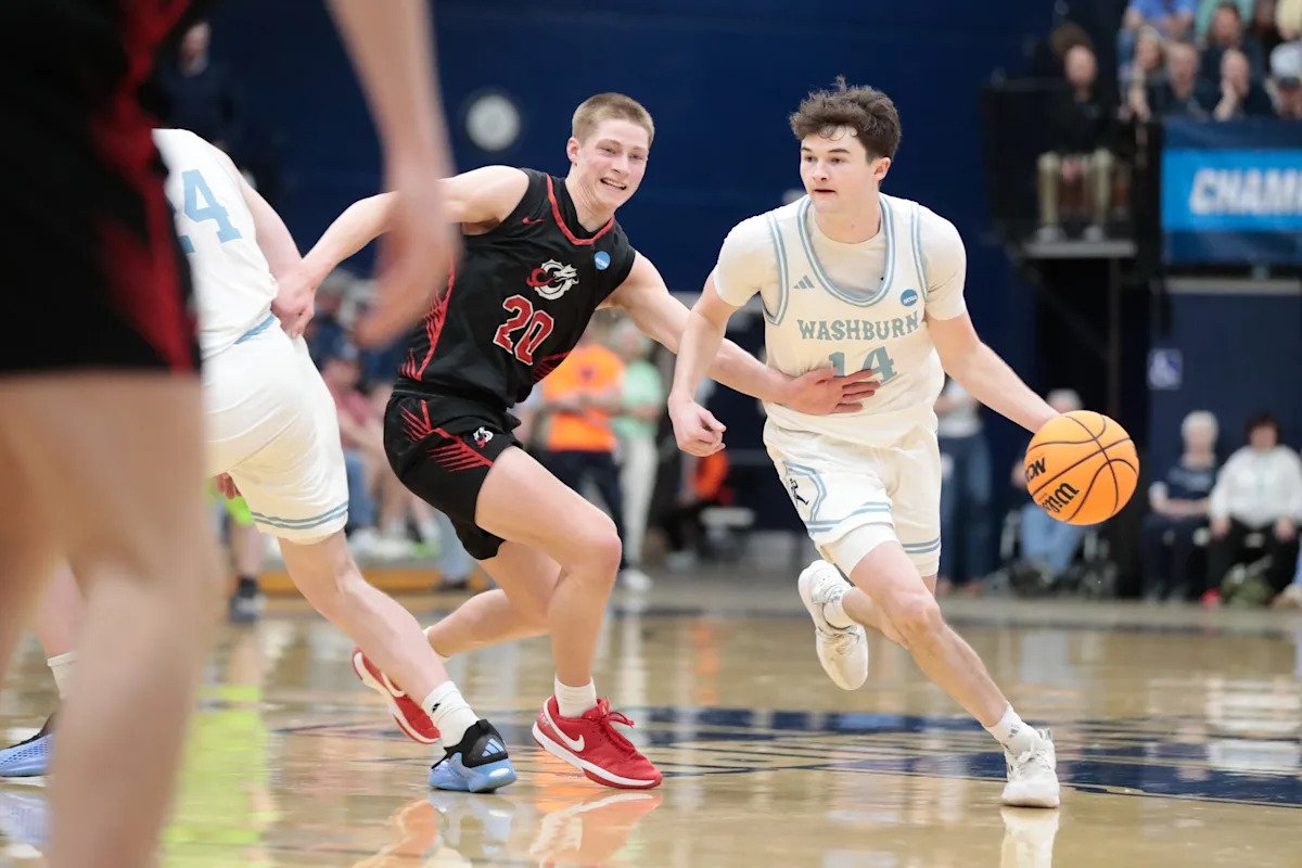 Washburn men’s basketball ‘more hungry’ than ever, picked No. 1 in MIAA preseason polls