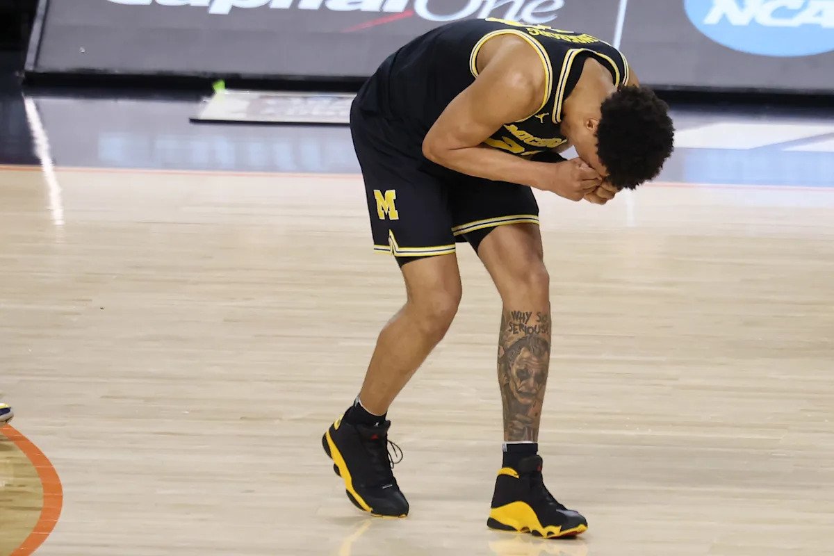 Why was Yaxel Lendeborg still playing in Final Four blowout? Dusty May explains Why was Yaxel Lendeborg still playing in Final Four blowout? Dusty May explains