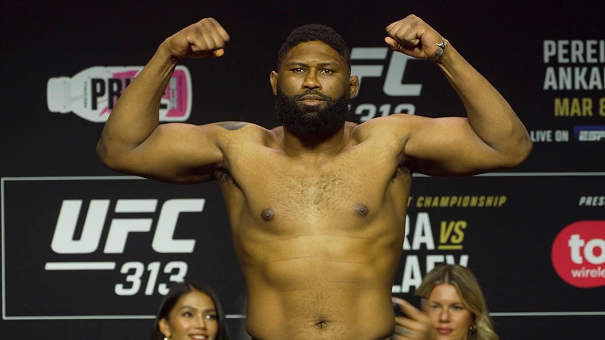 UFC’s Curtis Blaydes says he’s done fighting for the year
