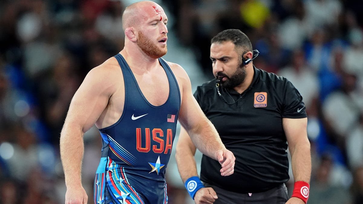Olympian Kyle Snyder arrested in prostitution sting: Police Olympian Kyle Snyder arrested in prostitution sting: Police