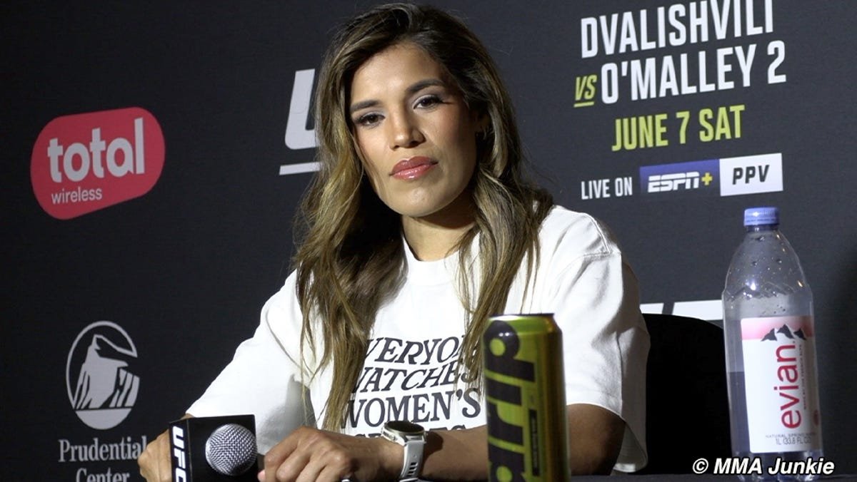 Julianna Peña denies trash talk label, says it’s self defense Julianna Peña denies trash talk label, says it’s self defense