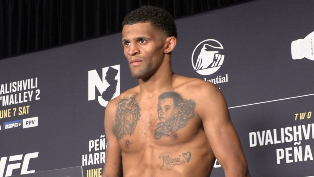 UFC 316 official weigh-in video highlights, photo gallery UFC 316 official weigh-in video highlights, photo gallery