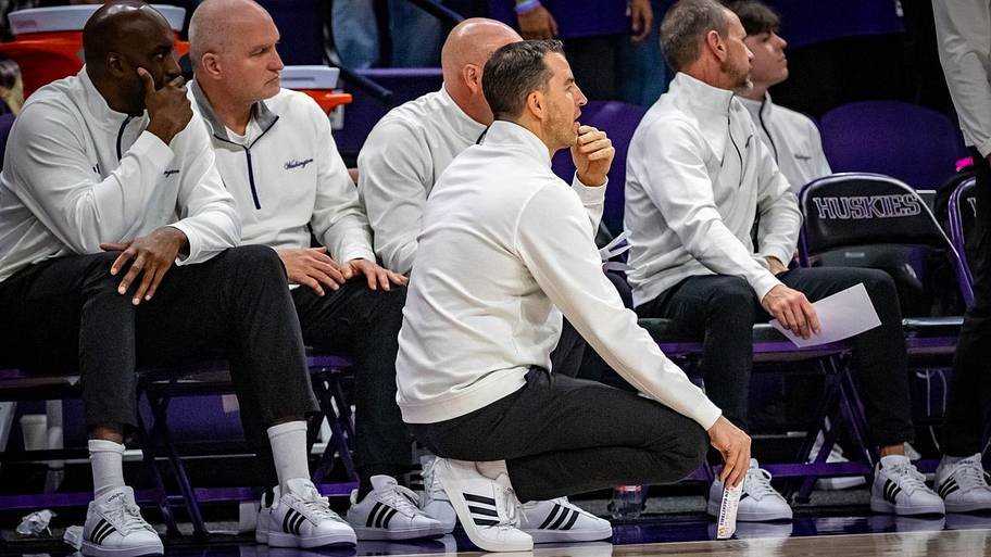 Husky Basketball Deals With Considerable Coaching Turnover Husky Basketball Deals With Considerable Coaching Turnover