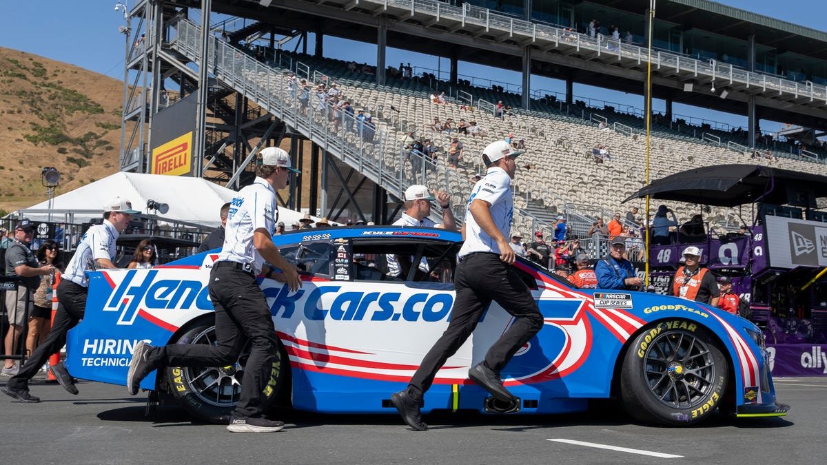 Kyle Larson exits Watkins Glen NASCAR race with brake trouble Kyle Larson exits Watkins Glen NASCAR race with brake trouble