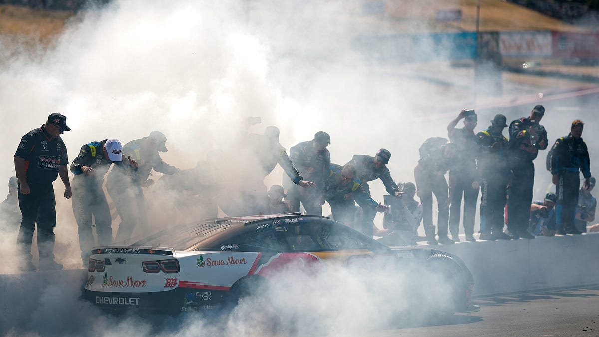 Shane van Gisbergen is Somona race winner Shane van Gisbergen is Somona race winner
