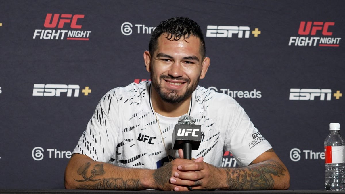 Anthony Hernandez calls for title shot after UFC Vegas 109 win Anthony Hernandez calls for title shot after UFC Vegas 109 win