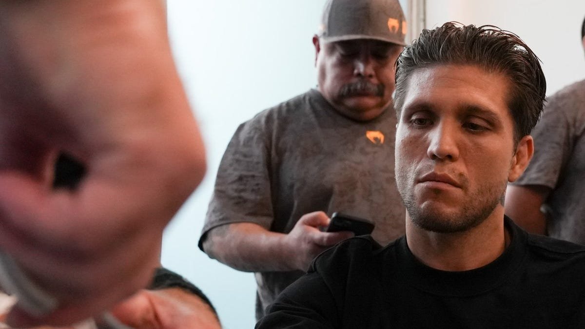 John McCarthy questions Brian Ortega’s desire after UFC Shanghai loss