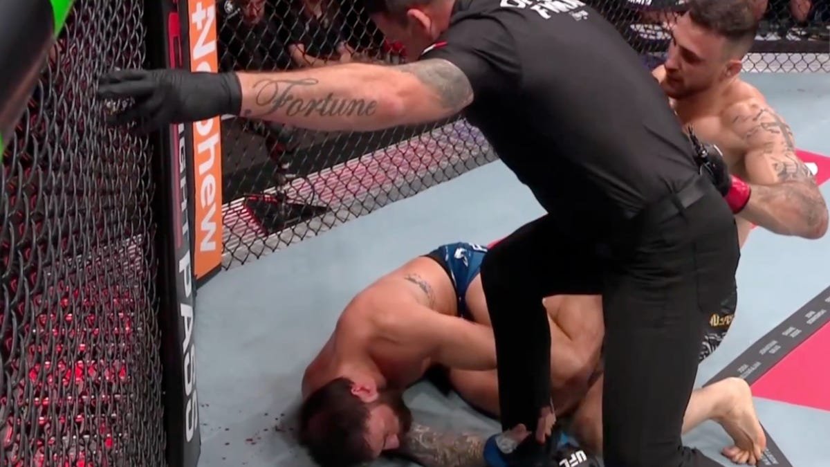 Modestas Bukauskas retires Paul Craig with brutal KO