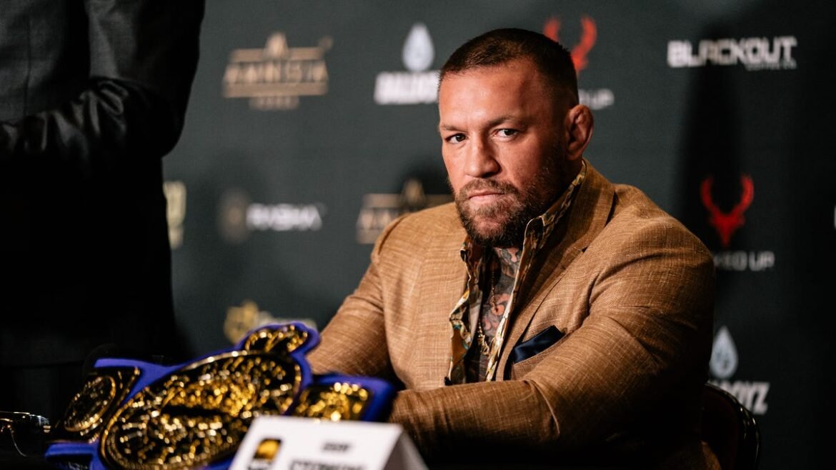 86483179007-bkfc-82-presserconormcgregor.jpg
