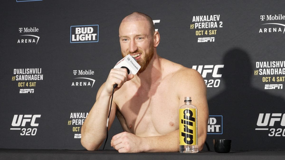 Joe Pyfer says he ‘felt flat’ before finishing Abus Magomedov