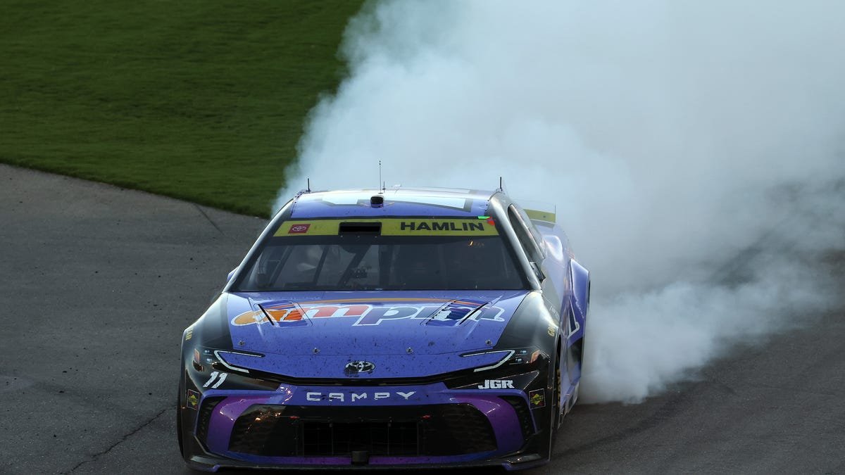 NASCAR Las Vegas results: Denny Hamlin winner Sunday NASCAR Las Vegas results: Denny Hamlin winner Sunday