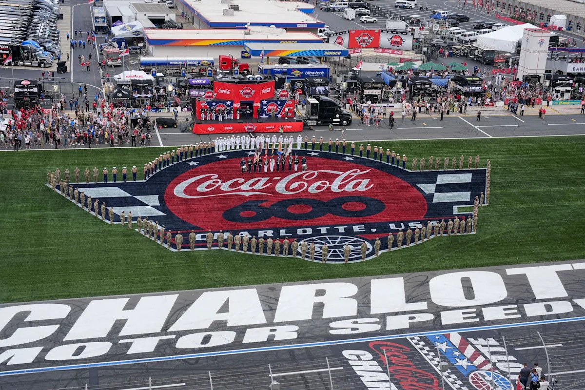 NASCAR Coca-Cola 600 starting lineup for Charlotte Motor Speedway NASCAR Coca-Cola 600 starting lineup for Charlotte Motor Speedway