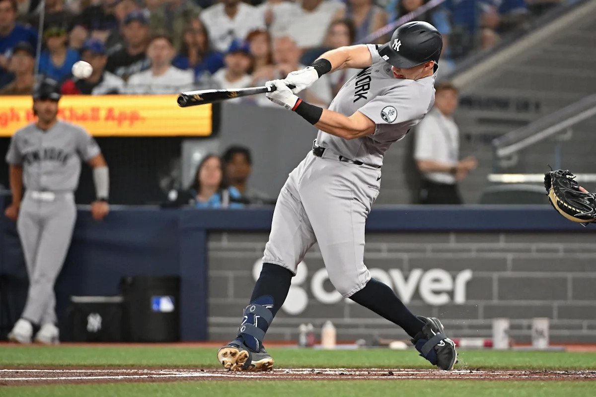 Another ninth inning blast lifts Yankees over Blue Jays Another ninth inning blast lifts Yankees over Blue Jays