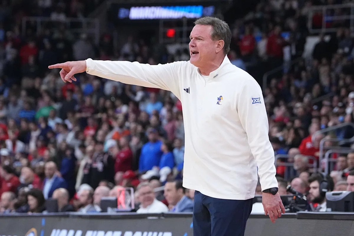 Kansas coach Bill Self undergoes heart procedure Kansas coach Bill Self undergoes heart procedure
