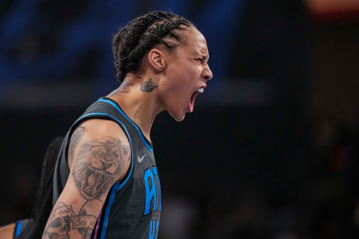 Brittney Griner Sends Strong Six-Word Message on Thursday Brittney Griner Sends Strong Six-Word Message on Thursday