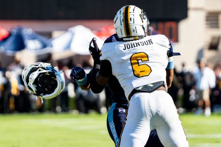 NCAA makes changes to controversial college football ‘targeting’ rule NCAA makes changes to controversial college football ‘targeting’ rule