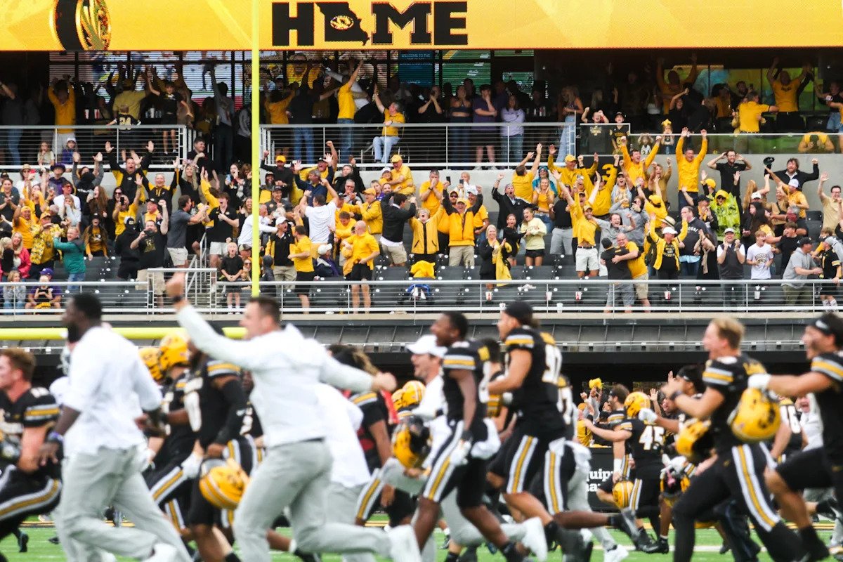 Missouri athletics tells fans to stop rushing the field. Here’s how they will enforce it