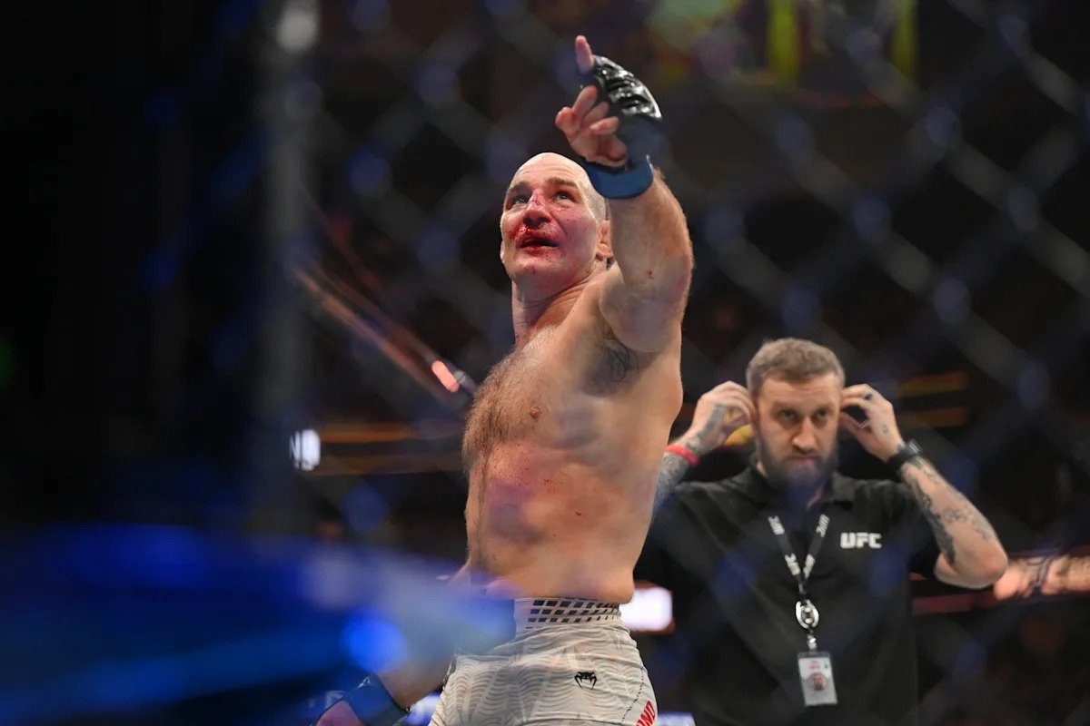 Sean Strickland Had Head-Scratching Take on Dream Fight Versus Prime Anderson Silva Sean Strickland Had Head-Scratching Take on Dream Fight Versus Prime Anderson Silva