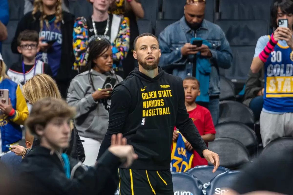 The Gentleman, Curry Credits Others For Basketball’s Best Ever Status The Gentleman, Curry Credits Others For Basketball’s Best Ever Status