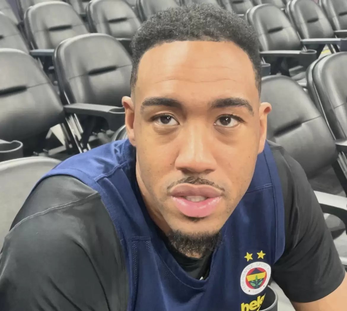Bonzie Colson Prepares for Olympiacos Clash: “We Must Match Their Physicality” Bonzie Colson Prepares for Olympiacos Clash: “We Must Match Their Physicality”