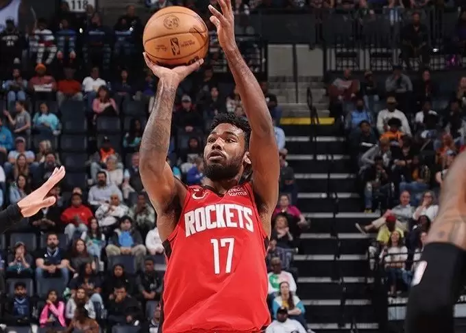 Tari Eason nearing full minutes, Dorian Finney-Smith eased back Tari Eason nearing full minutes, Dorian Finney-Smith eased back