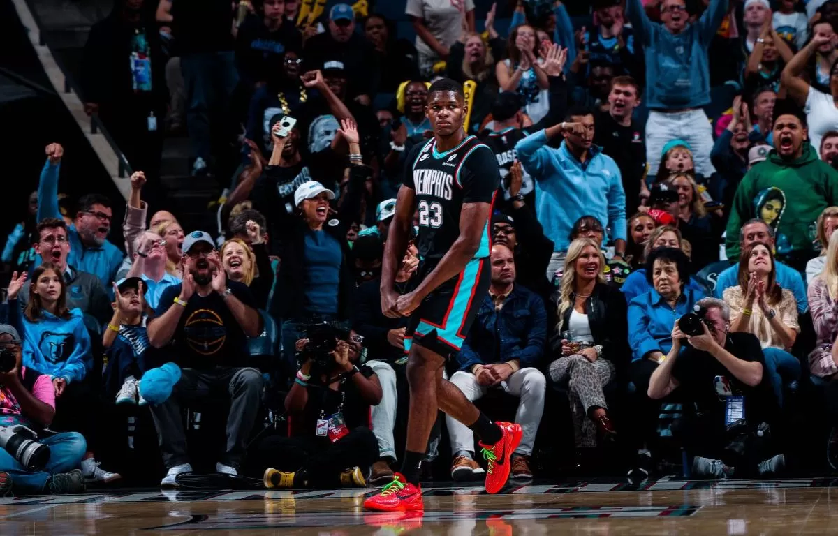 Taj Gibson says Cedric Coward reminds him of Jimmy Butler Taj Gibson says Cedric Coward reminds him of Jimmy Butler