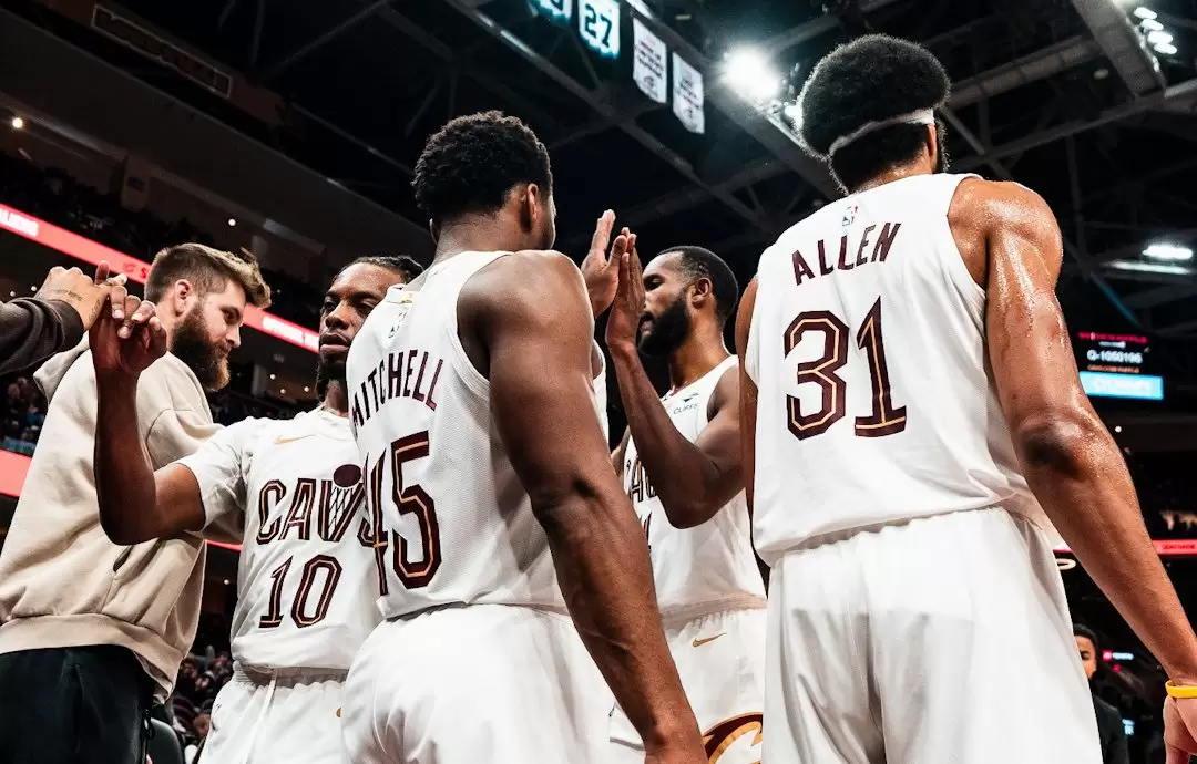 Mitchell and Mobley power Cavaliers past Kings in Cleveland Mitchell and Mobley power Cavaliers past Kings in Cleveland