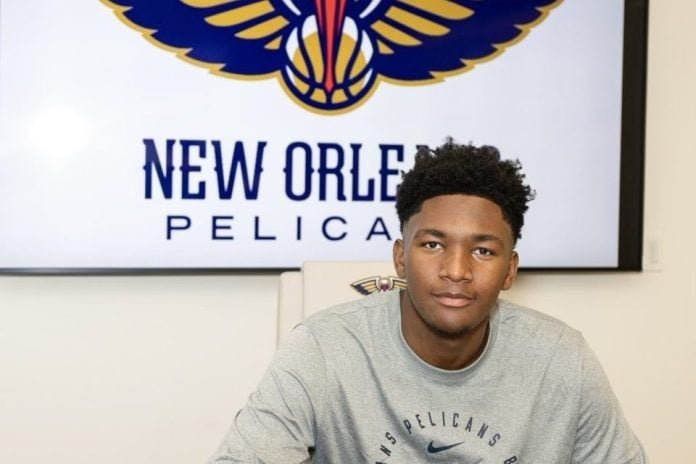 Derik Queen out 12 weeks after wrist surgery Derik Queen out 12 weeks after wrist surgery