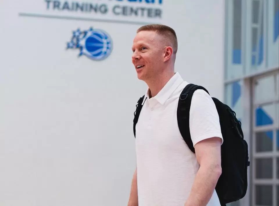 Sean Sweeney: “Trust is earned” Sean Sweeney: “Trust is earned”