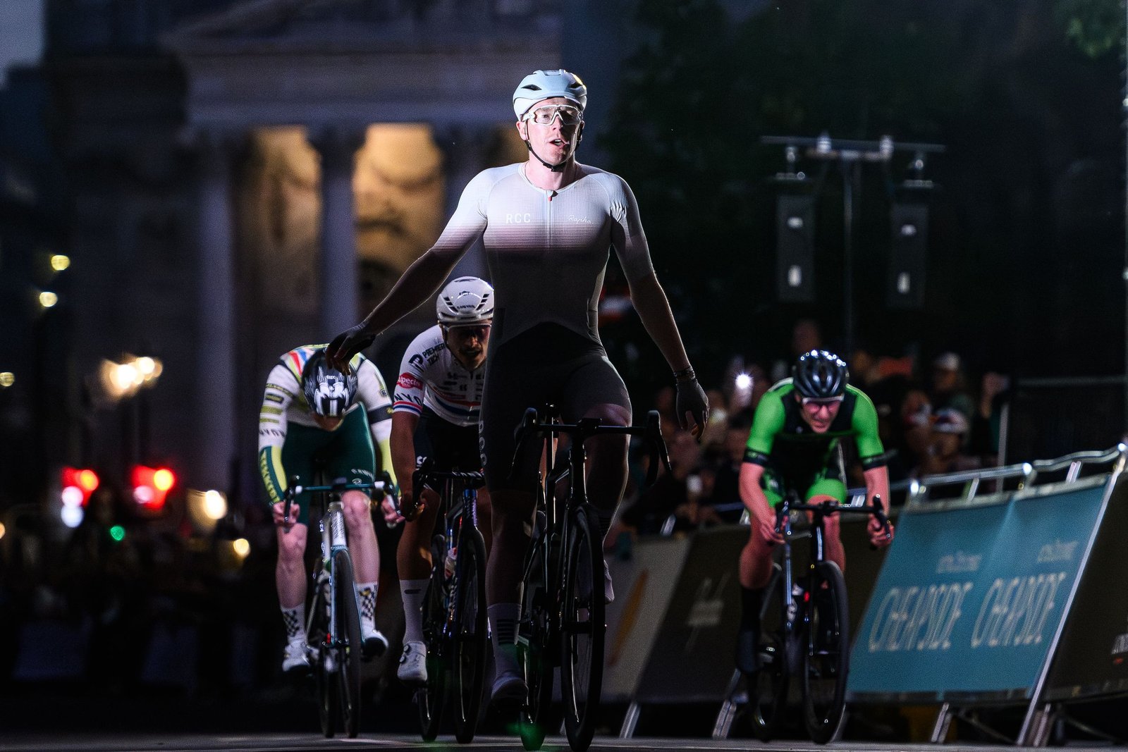‘It means everything’ – Matt Bostock and Nina Lavenu win rebooted City of London Nocturne crits ‘It means everything’ – Matt Bostock and Nina Lavenu win rebooted City of London Nocturne crits
