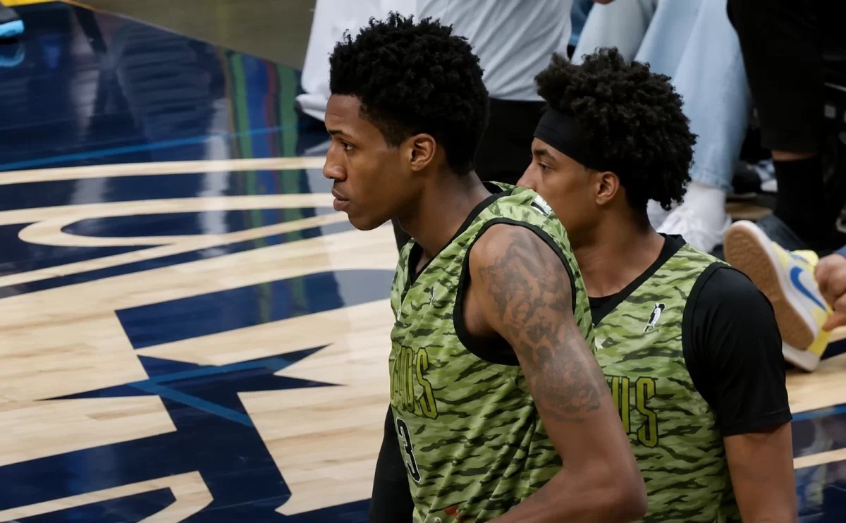 Clippers sign Jamarion Sharp Clippers sign Jamarion Sharp